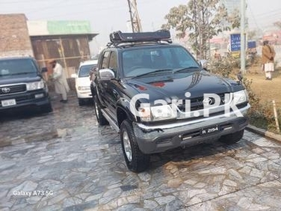 Toyota Hilux Double Cab 2003 for Sale in Peshawar