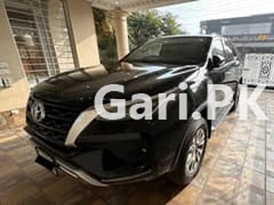 Toyota Fortuner Sigma 2021 for Sale in Lahore