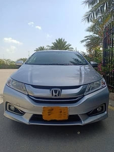 Honda Grace Hybrid model 2015 registered 2019 urgently sale