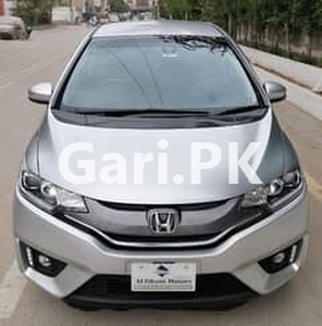 Honda Fit 2015 for Sale in Karachi