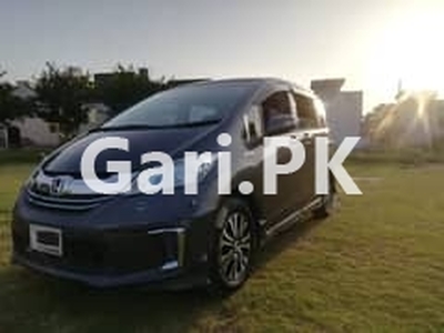 Honda Freed 2014 for Sale in Islamabad