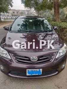 Toyota Corolla GLI 2013 for Sale in Lahore