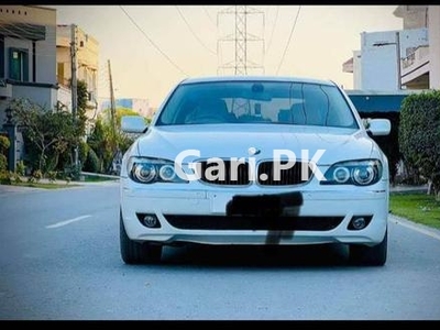 BMW 7 Series 2006 for Sale in Faisalabad