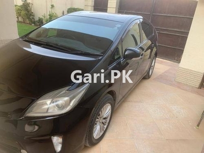 Toyota Prius 2013 for Sale in Karachi
