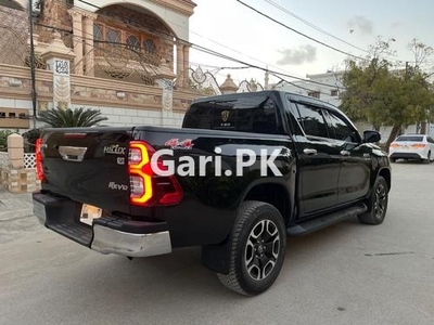 Toyota Hilux Revo V Automatic 2.8 2021 for Sale in Karachi