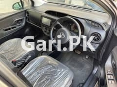 Toyota Vitz 2018 for Sale in Allama Iqbal Town