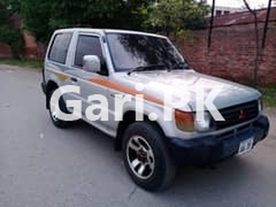 Mitsubishi Pajero 1997 for Sale in Islamabad•