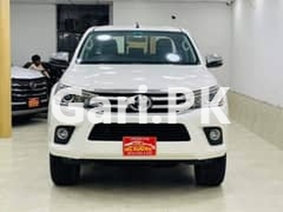 Toyota Hilux 2020 for Sale in Lahore•