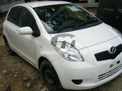 Toyota Vitz 2005 For Sale in Other