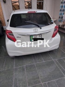 Toyota Vitz F 1.0 2014 for Sale in Islamabad