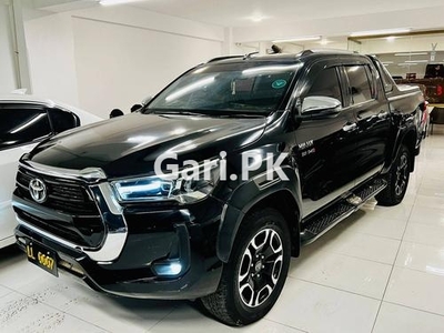 Toyota Hilux Revo G 2.8 2021 for Sale in Karachi