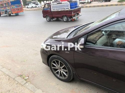 Toyota Corolla GLi Limited Edition 1.3 VVTi 2013 for Sale in Karachi