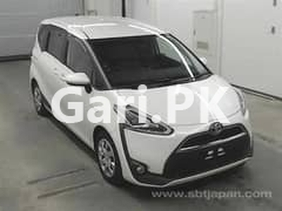 Toyota Sienta 2017 for Sale in Karachi