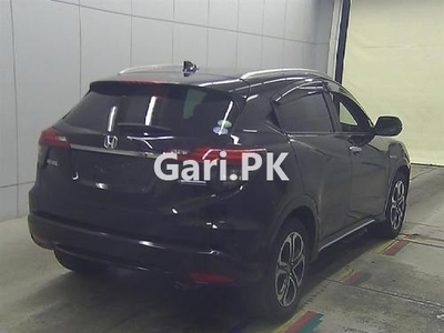 Honda Vezel Hybrid Z 2018 for Sale in Peshawar
