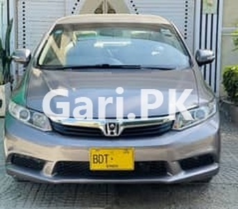 Honda Civic Prosmetic 2015 for Sale in Karachi•