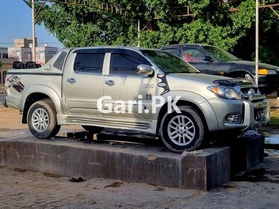 Toyota Hilux Vigo G 2008 for Sale in Ahmed Pur East