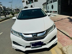 Honda Grace Hybrid 2015