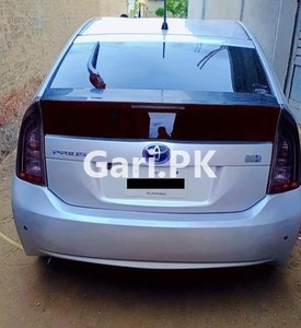 Toyota Prius S Touring Selection 1.8 2010 for Sale in Islamabad