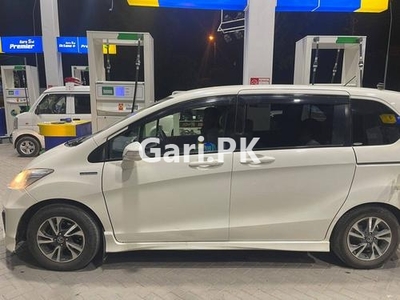Honda Freed 2011 for Sale in Lahore