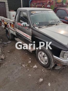 Toyota Hilux Single Cab 1988 for Sale in Peshawar