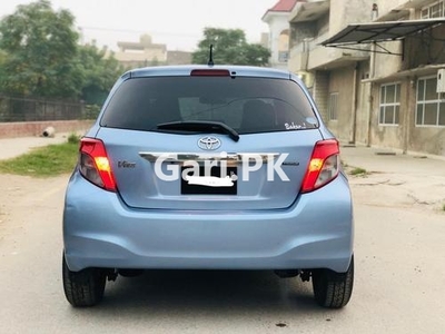 Toyota Vitz F Intelligent Package 1.0 2013 for Sale in Faisalabad
