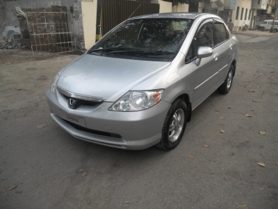 2005 honda city for sale in lahore