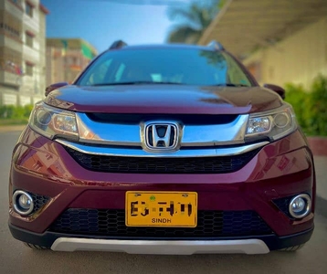 Honda Brv-S Model 2018 Red wine Color 100% Original condition.