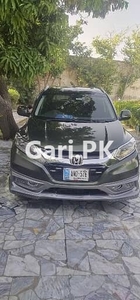 Honda Vezel 2014 for Sale in Peshawar