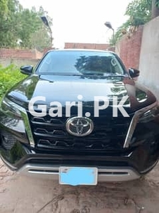 Toyota Fortuner Sigma 2022 for Sale in Lahore