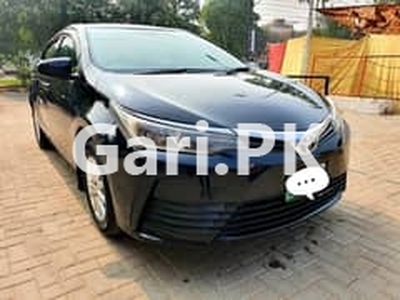 Toyota Corolla GLI 2016 for Sale in Lahore