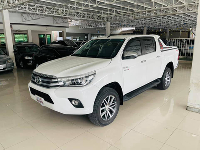 Toyota Hilux Revo V 2.8 2021