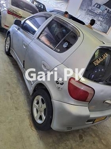 Toyota Vitz F 1.0 2000 for Sale in Quetta