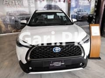 Toyota Corolla Cross 2023 for Sale in Lahore