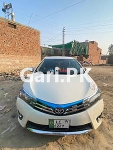 Toyota Corolla GLI 2017 for Sale in Pattoki