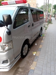 Toyota Hiace 2011 for sale in Lahore