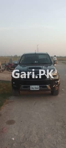 Toyota Hilux 2007 for Sale in Lahore