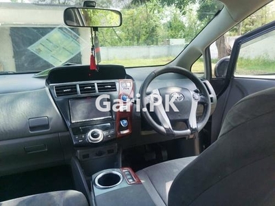 Toyota Prius Alpha G 2012 for Sale in Peshawar