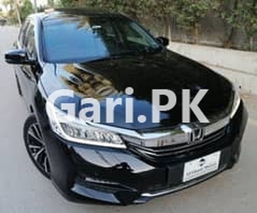 Honda Accord 2017 for Sale in Karachi•