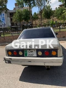 Mazda 929 Aspire 1982 for Sale in Rawalpindi•