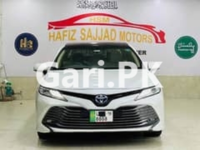Toyota Camry 2018 for Sale in Lahore•