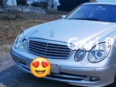 Mercedes Benz E Class 2003 for Sale in Islamabad
