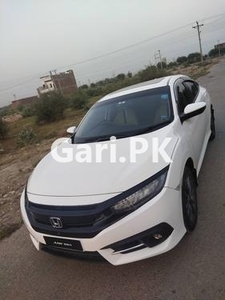 Honda Civic 1.5 VTEC Turbo Oriel 2020 for Sale in Multan