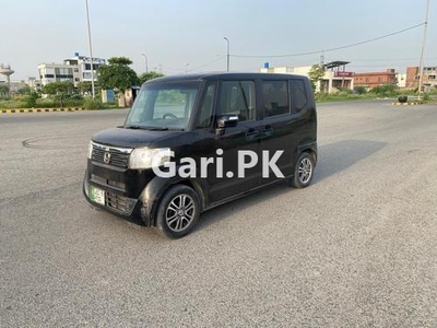 Honda N Box 2 Tone Color Style - G SS Package 2014 for Sale in Lahore