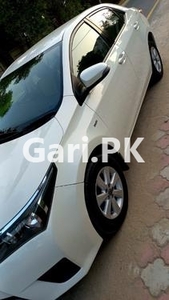 Toyota Corolla GLi 1.3 VVTi 2015 for Sale in Rajanpur