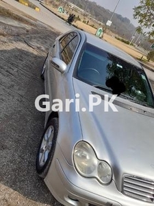 Mercedes Benz C Class C180 2004 for Sale in Islamabad