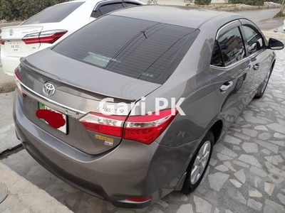 Toyota Corolla GLi Automatic 1.3 VVTi 2016 for Sale in Peshawar