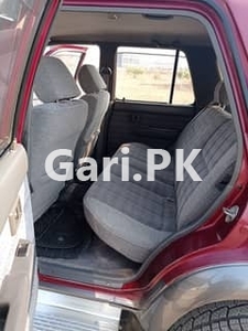 Toyota Hilux 1992 for Sale in Satellite Town