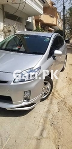 Toyota Prius 2011 for Sale in Kashmir Road