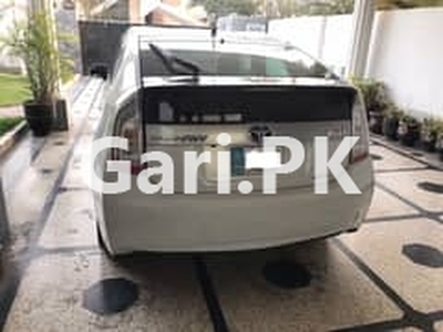 Toyota Prius 2014 for Sale in GT Road