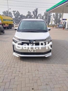 Toyota Voxy 2016 for Sale in Lahore